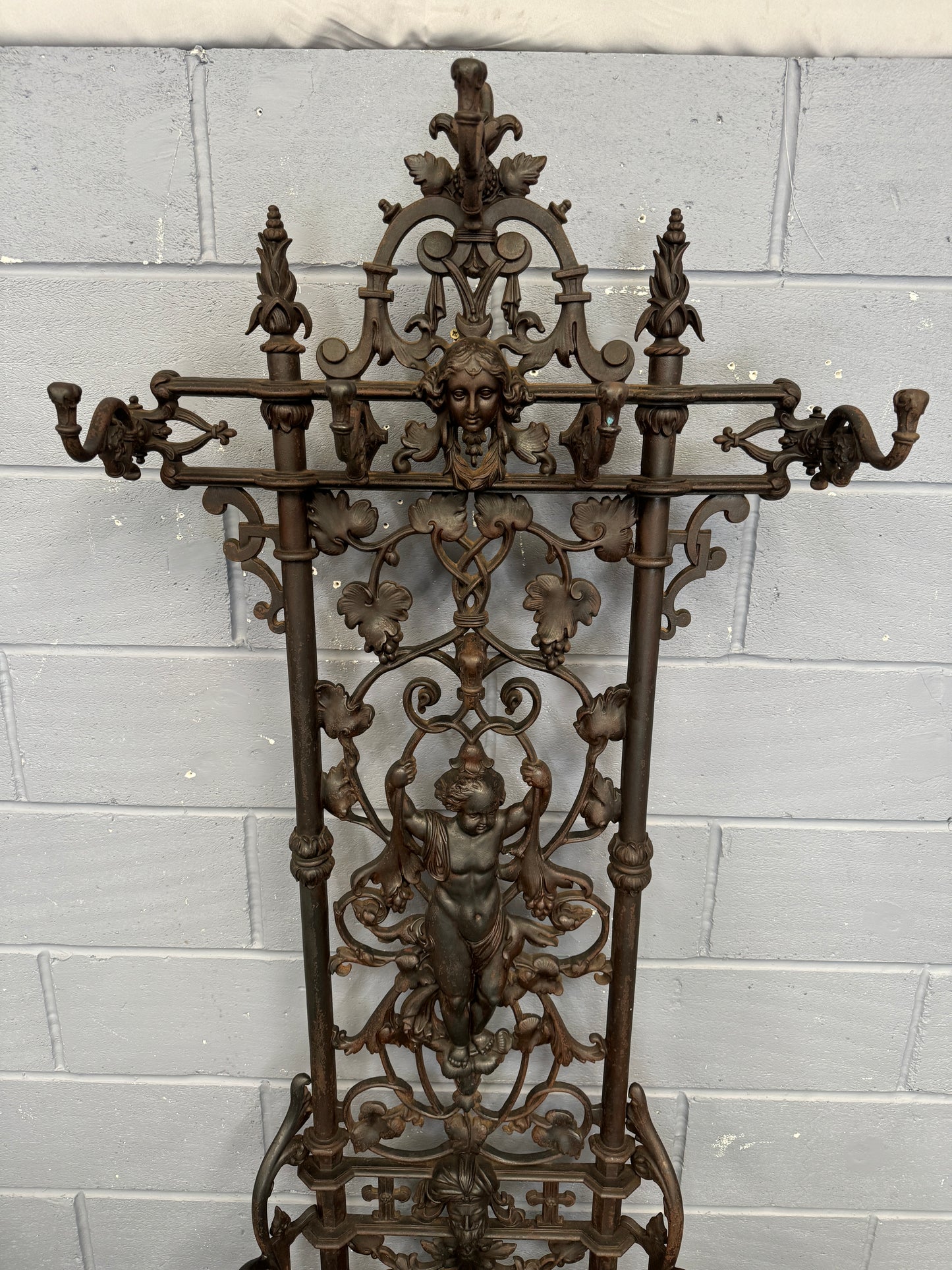 A Stunnung Rare Antique Coalbrookdale Cast Iron Coat Stand Hallstand signed 1857
