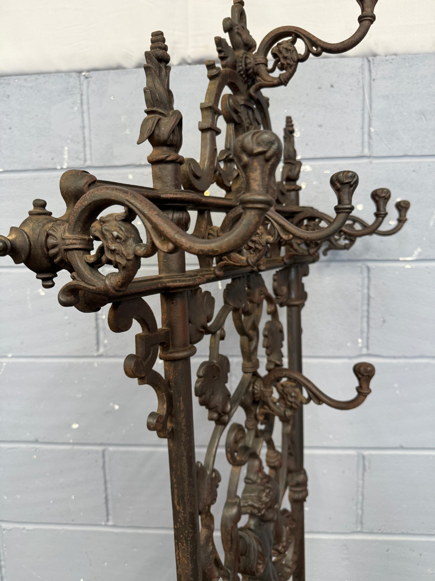 A Stunnung Rare Antique Coalbrookdale Cast Iron Coat Stand Hallstand signed 1857