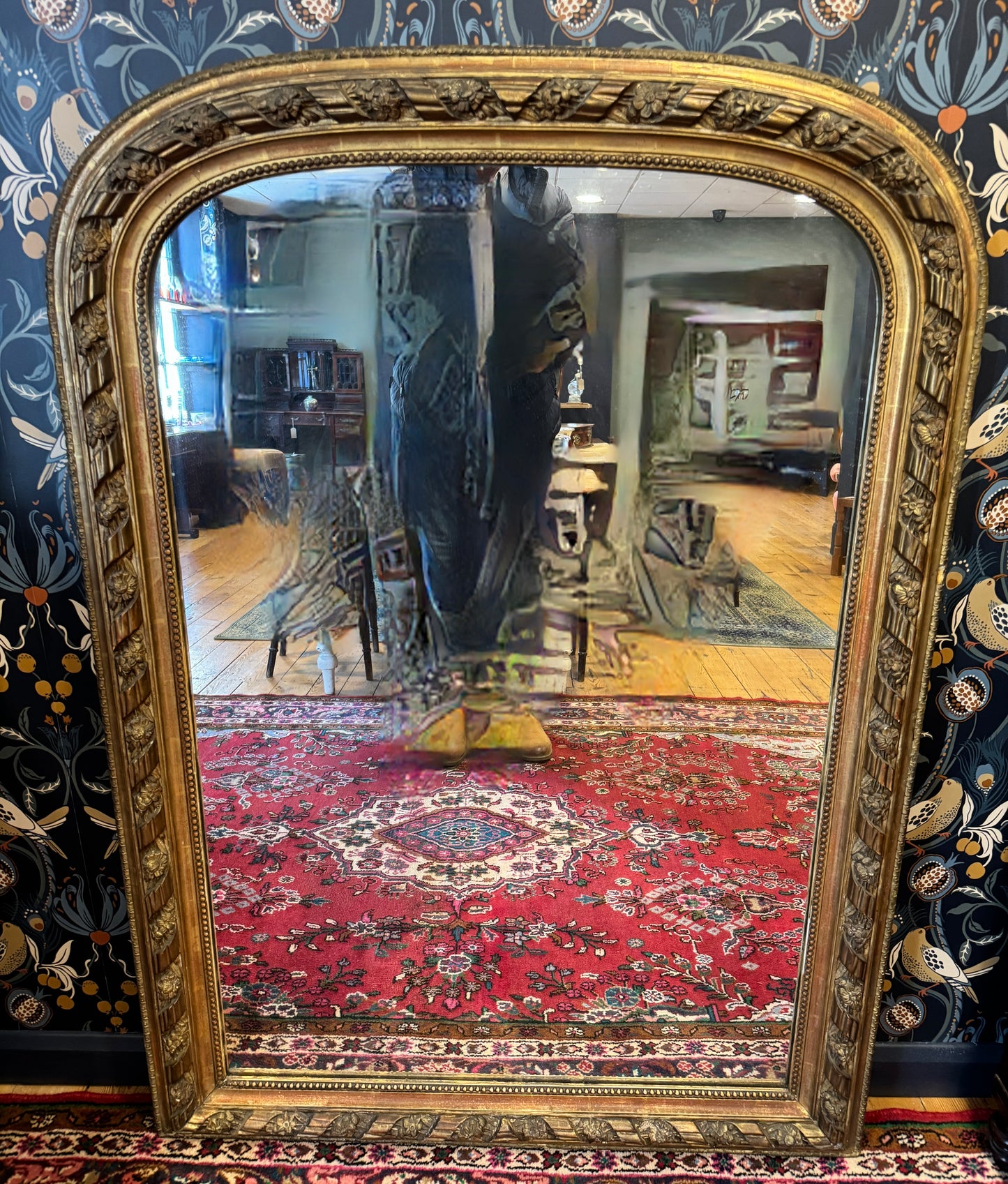 Stunning Large Antique Victorian Decorative Gilt Gesso Wooden Framed Mirror
