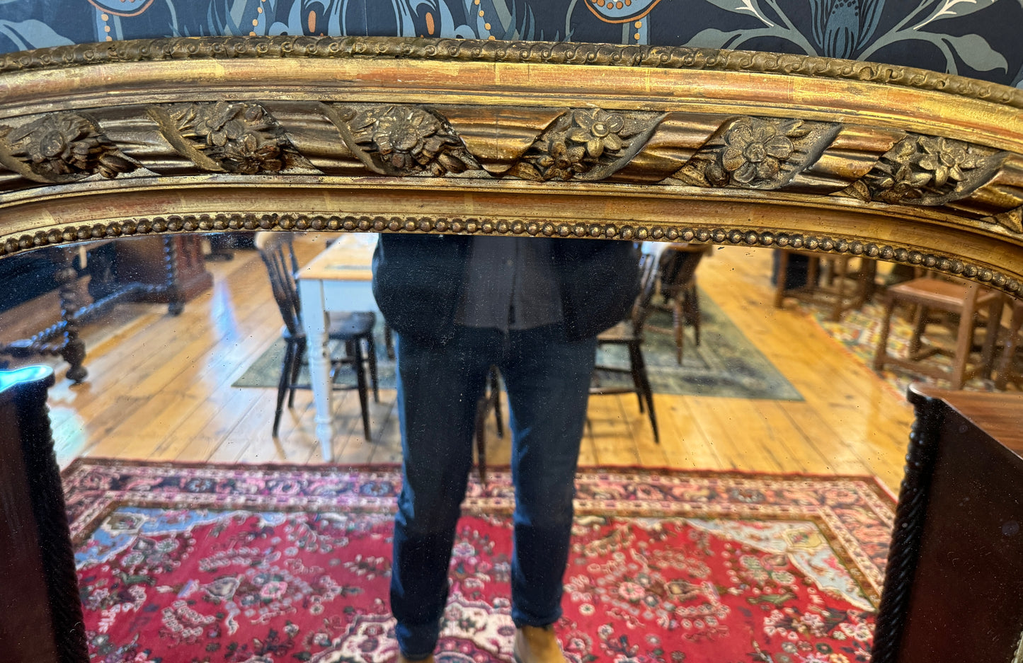 Stunning Large Antique Victorian Decorative Gilt Gesso Wooden Framed Mirror