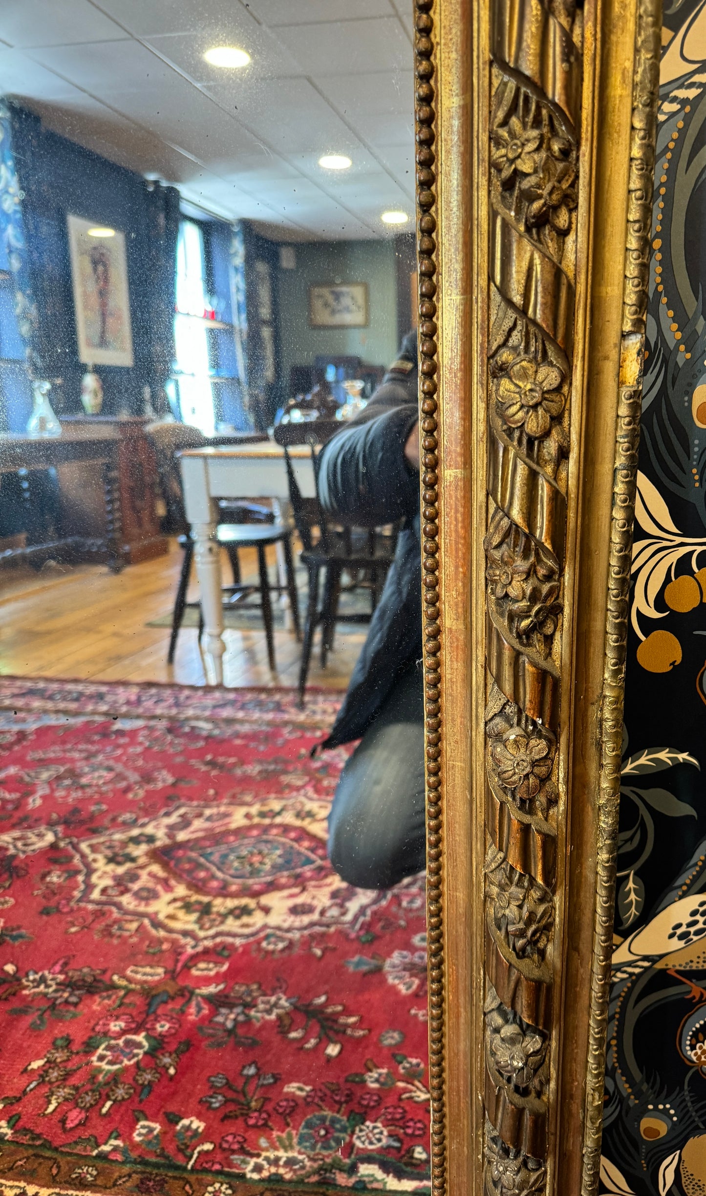 Stunning Large Antique Victorian Decorative Gilt Gesso Wooden Framed Mirror