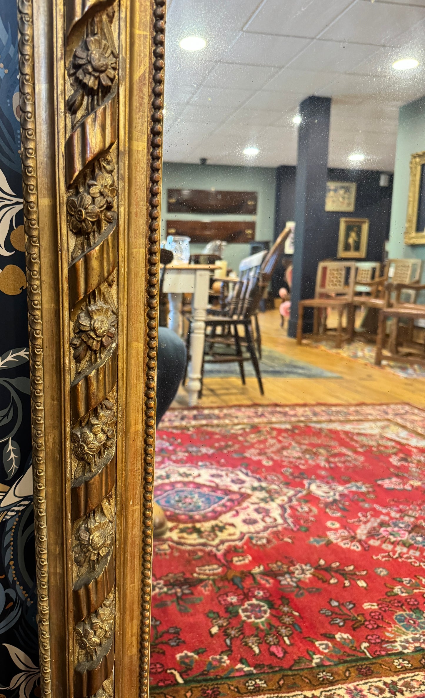 Stunning Large Antique Victorian Decorative Gilt Gesso Wooden Framed Mirror