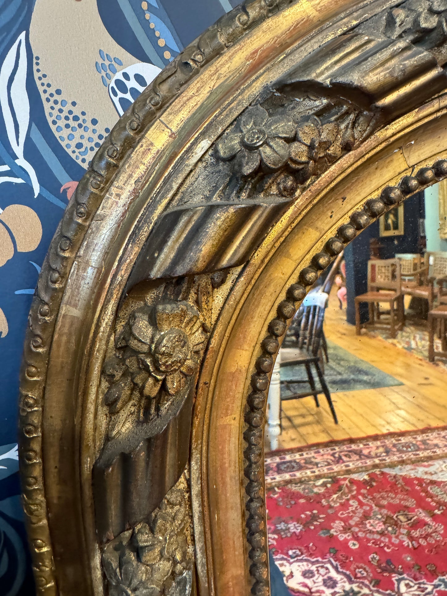 Stunning Large Antique Victorian Decorative Gilt Gesso Wooden Framed Mirror