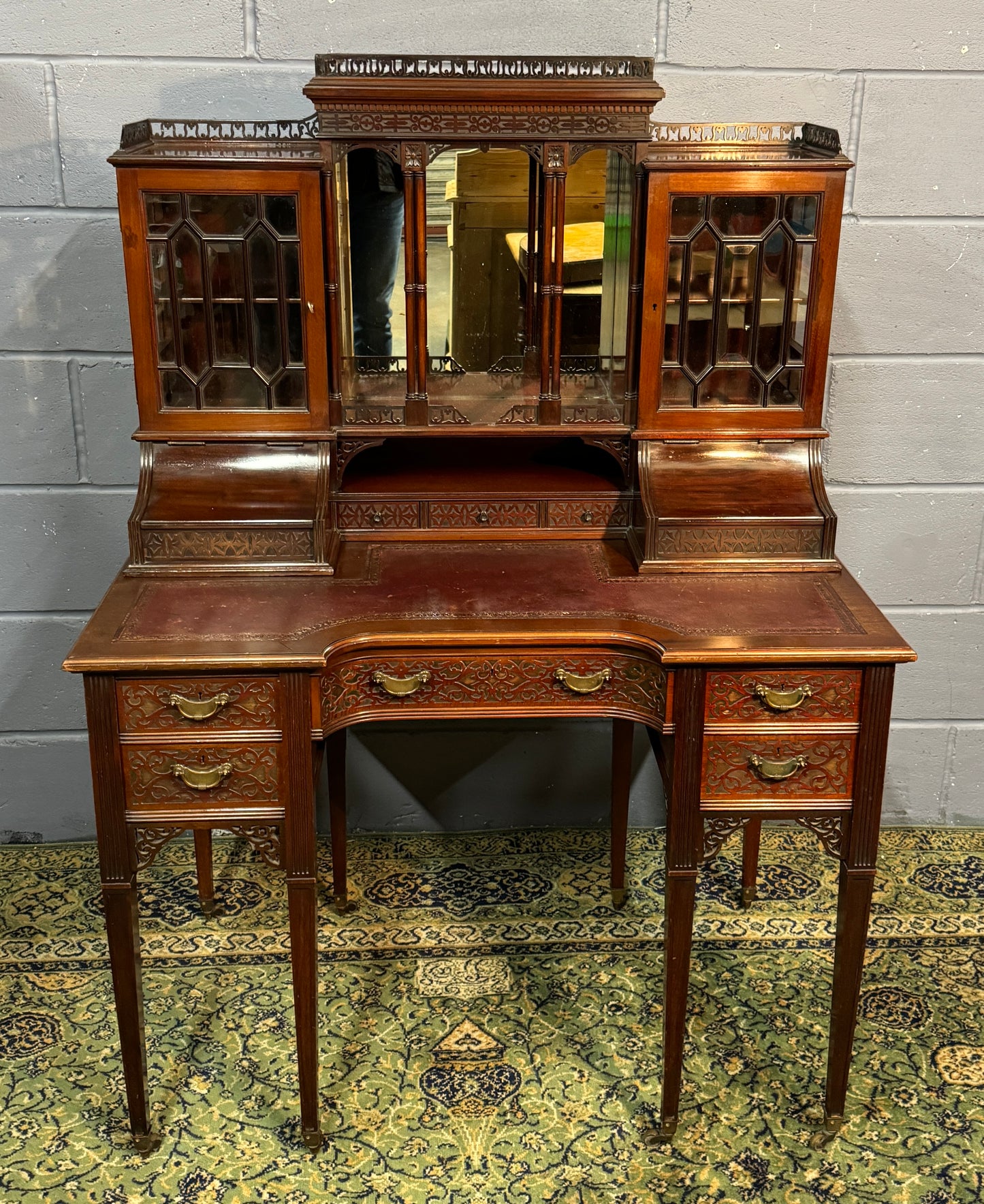 Superb Antique Victorian Edwards and Roberts Mahogany Desk c1895