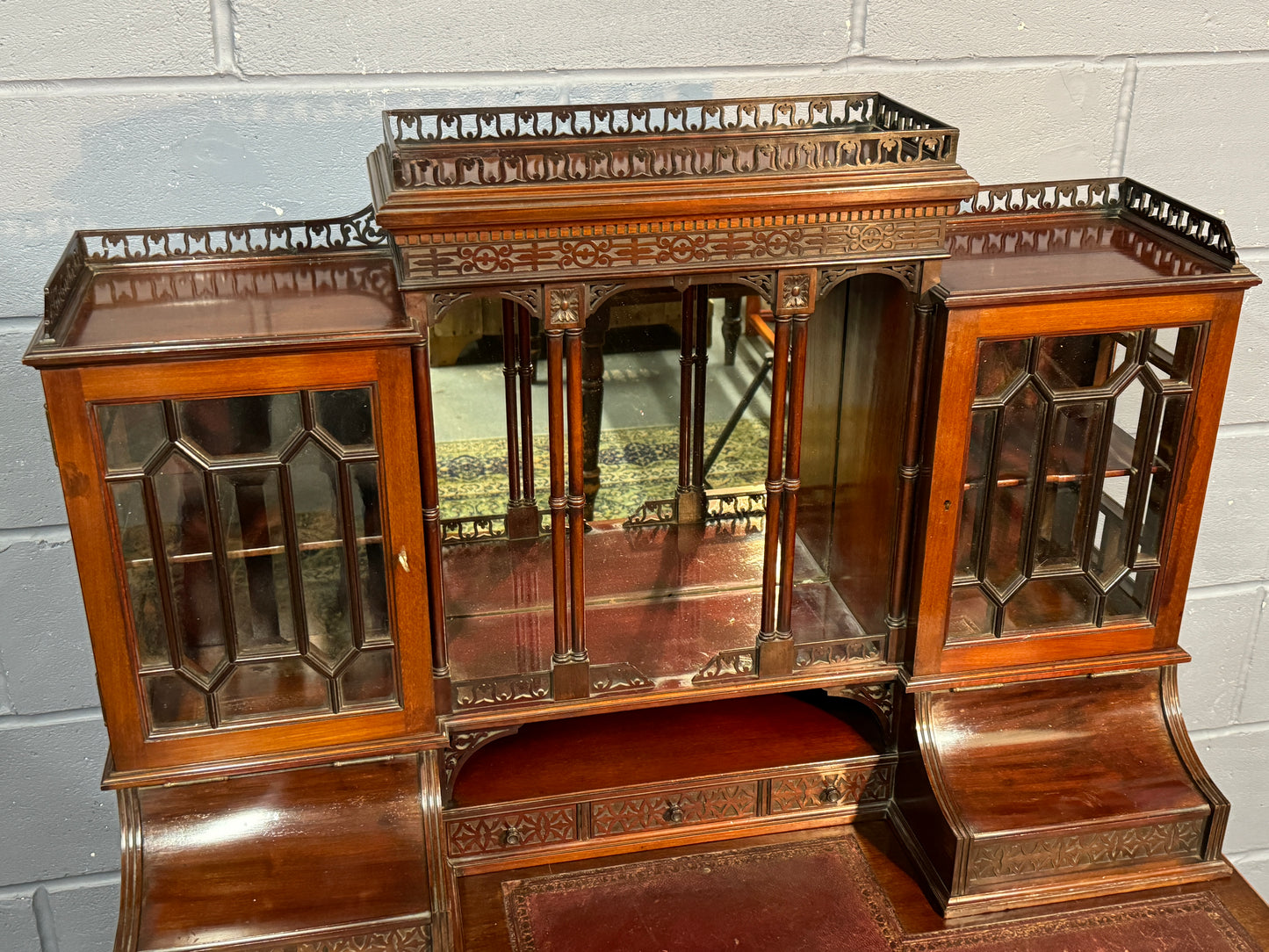 Superb Antique Victorian Edwards and Roberts Mahogany Desk c1895