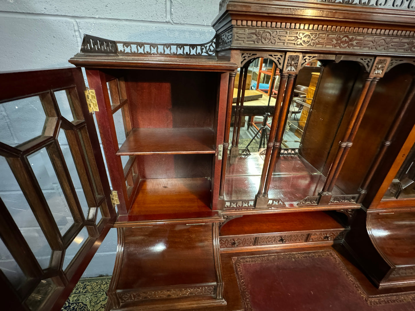 Superb Antique Victorian Edwards and Roberts Mahogany Desk c1895