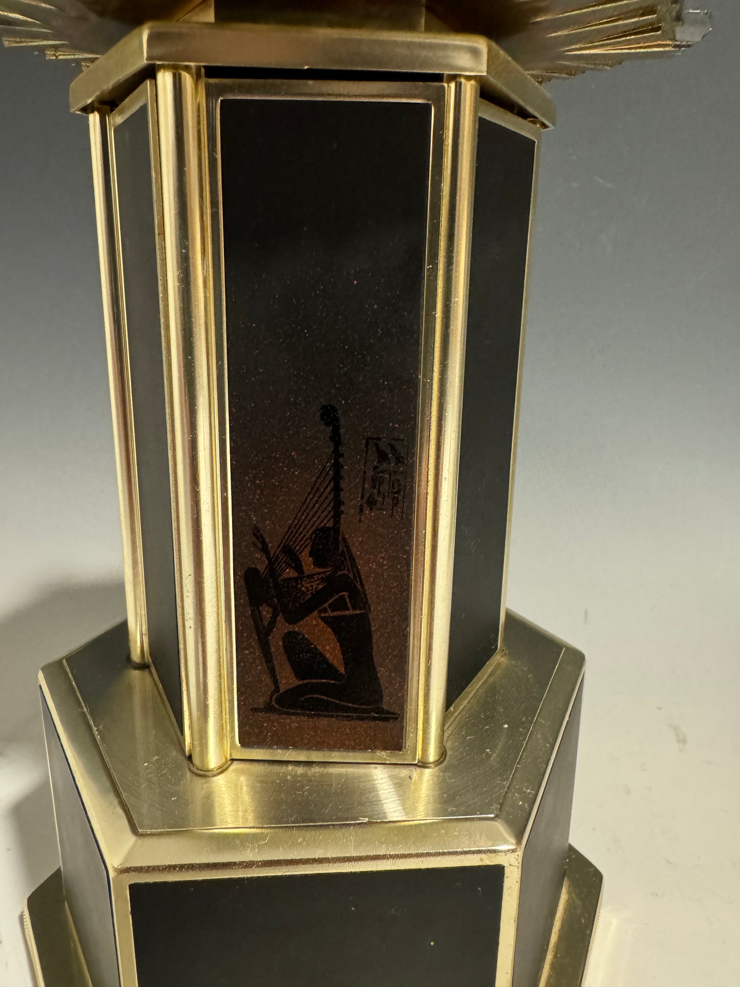 Stunning Rare 1960's Carousel Musical Cigarette / Cigar Dispenser Pagoda