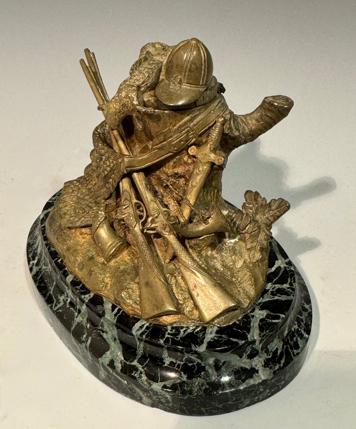 Stunning Rare Antique Bronze on Marble Inkwell Hunting Guns Etc