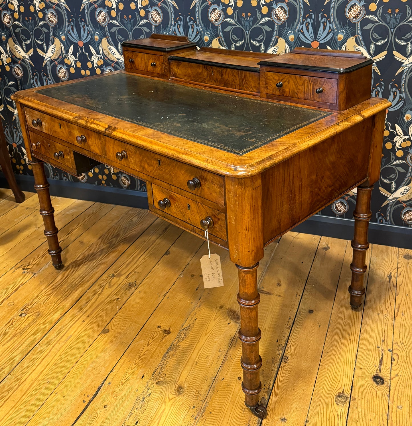 Stunning Antique Victorian Walnut Desk