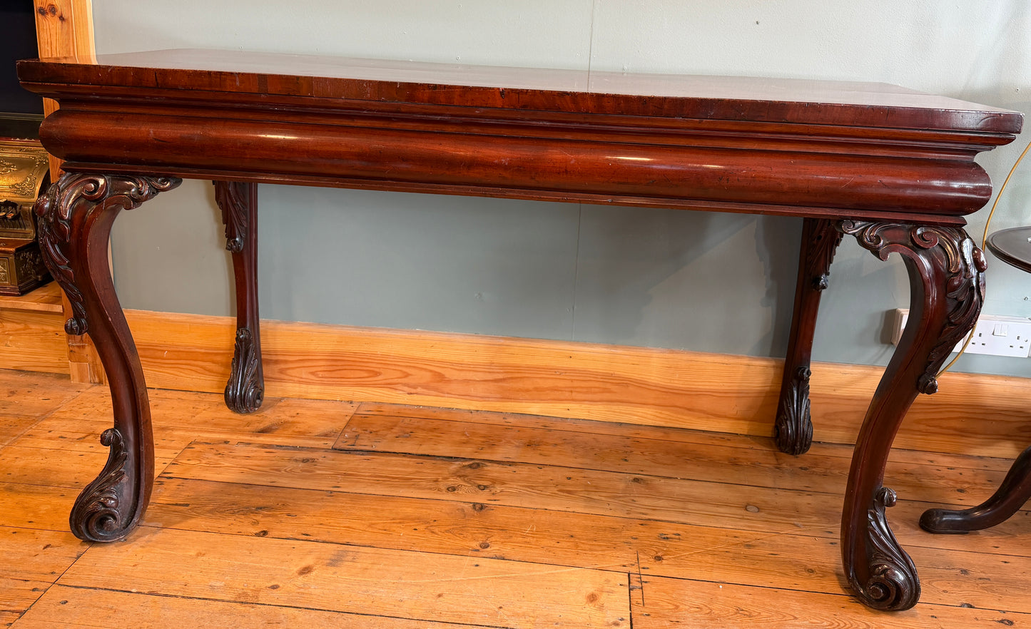Stunning Antique 19th Century Mahogany Serving / Side / Console Table