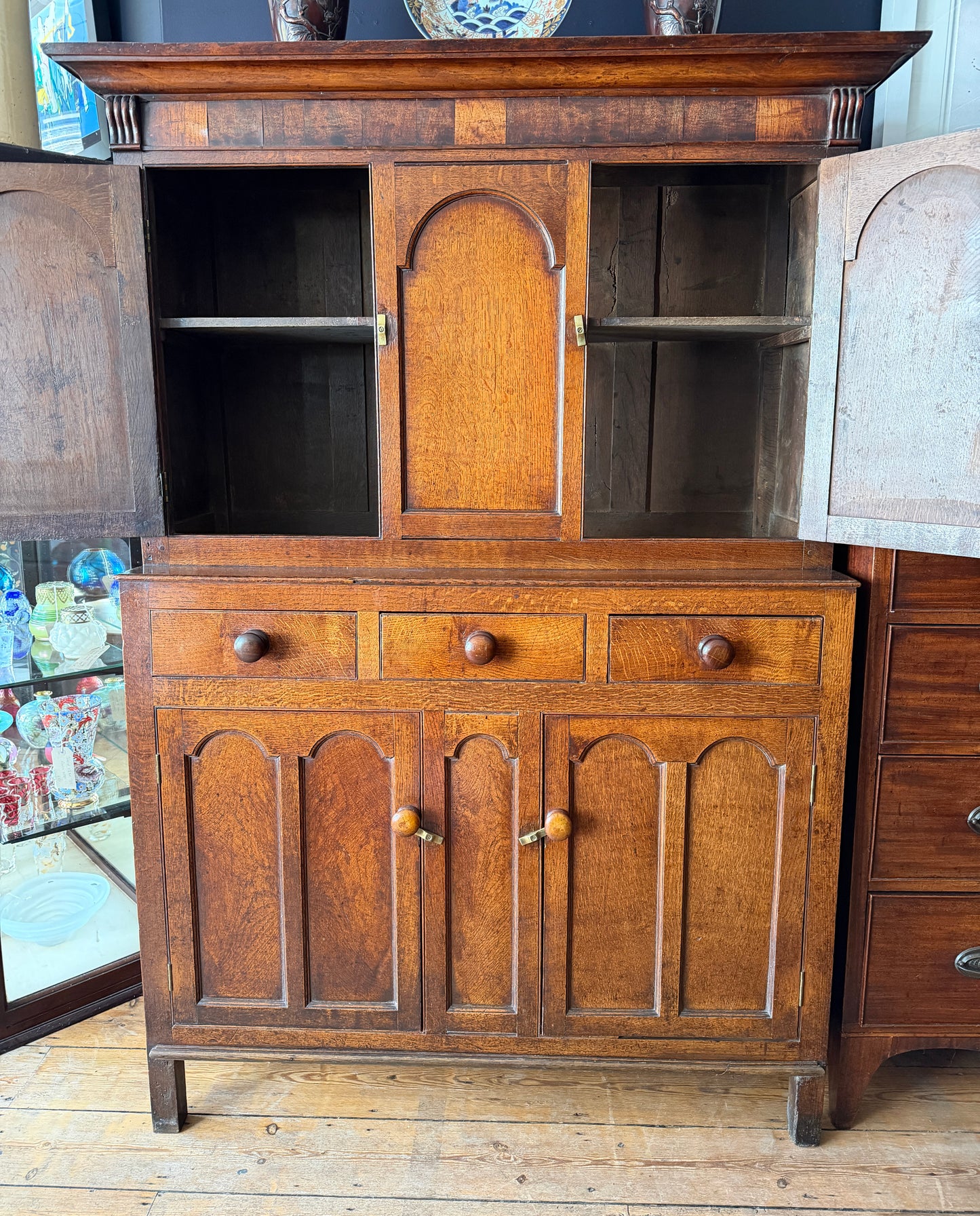Superb Antique 18th Century Welsh Oak Cwpwrdd Deuddarn Cupboard / Dresser 2 Part