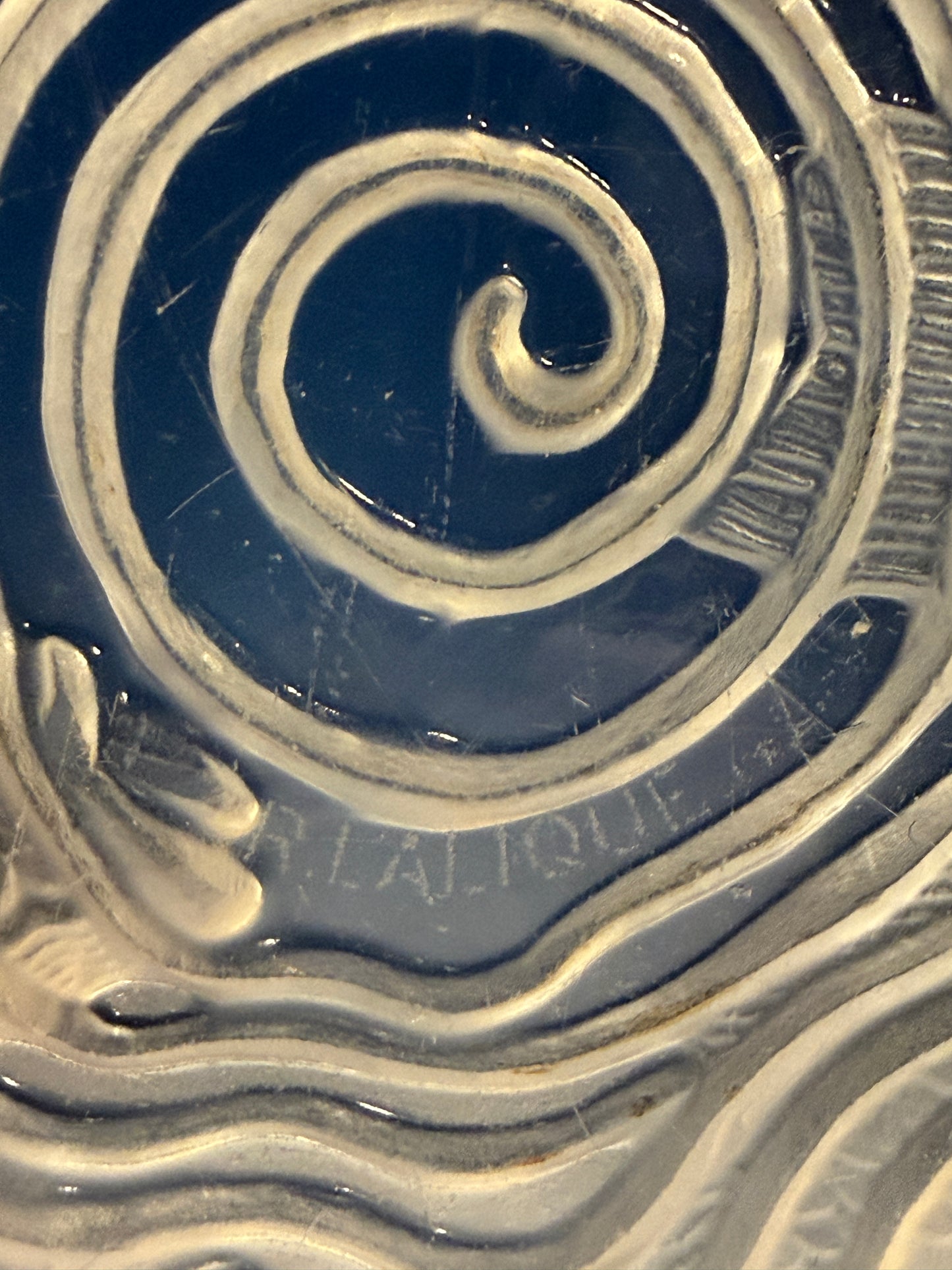 Large Lalique Dauphins Dolphins Opalescent Glass Bowl Signed R Lalique