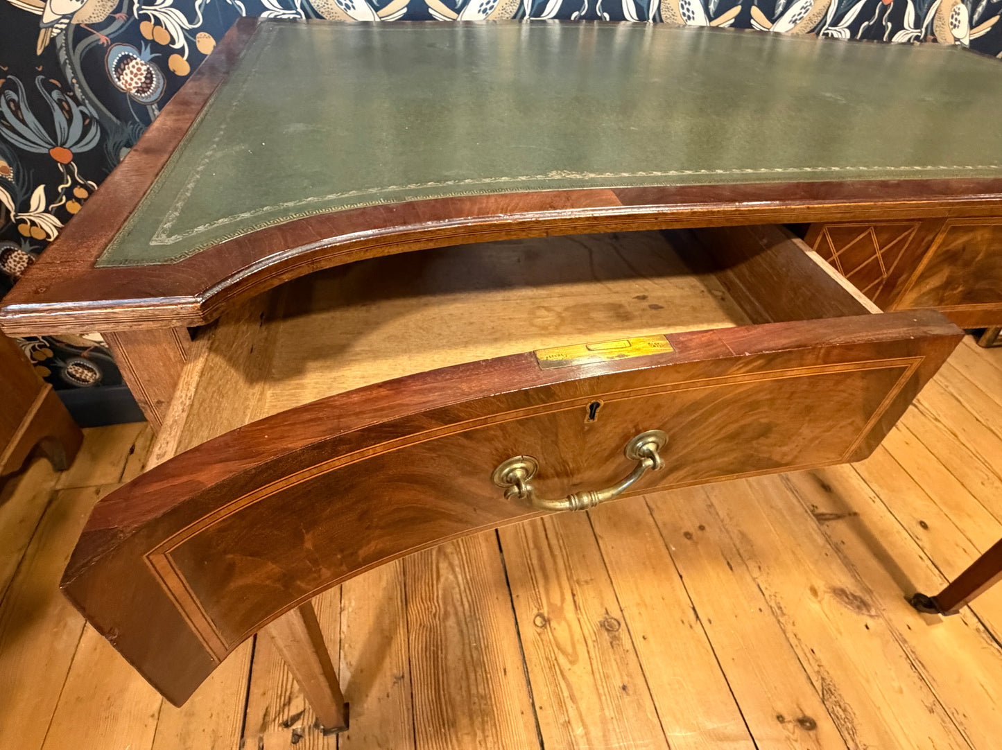 Antique Edwardian Inlaid Mahogany 2 Drawers Desk with Green Leather Top c1900