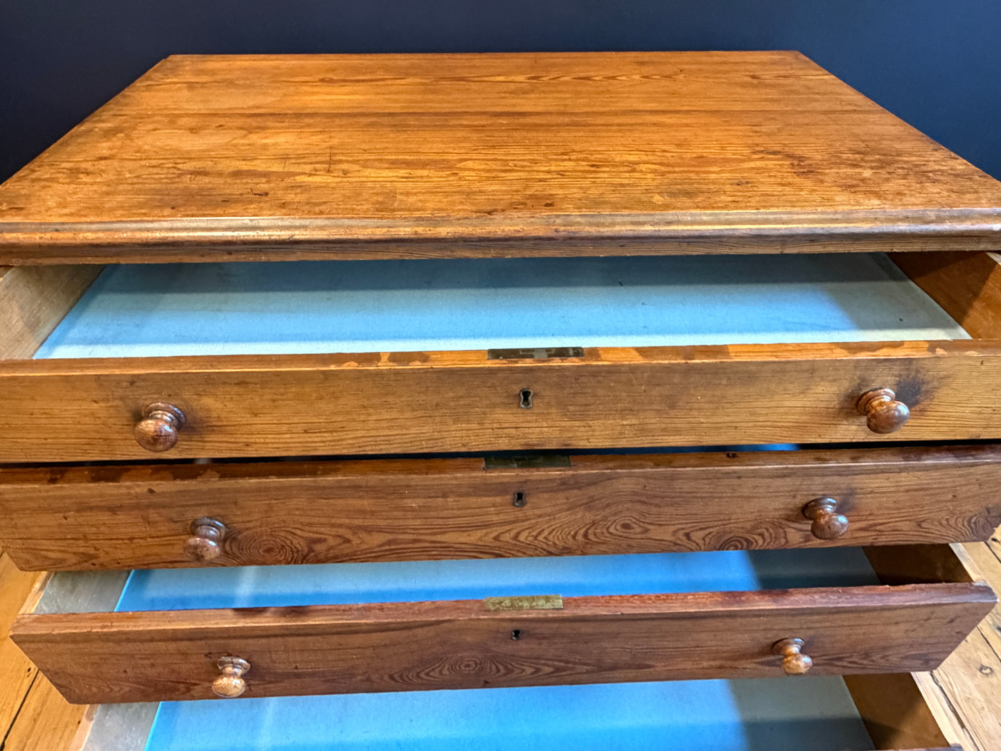 Antique Pitch Pine Plan Chest of Drawers Great Size c1900