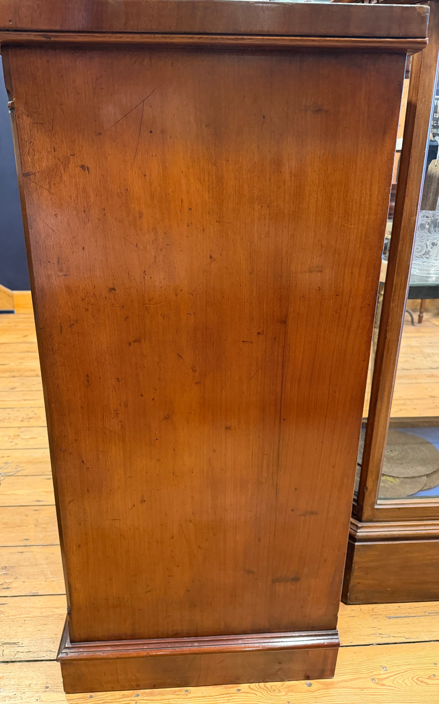 Fabulous Quality Victorian Mahogany Chest of Drawers