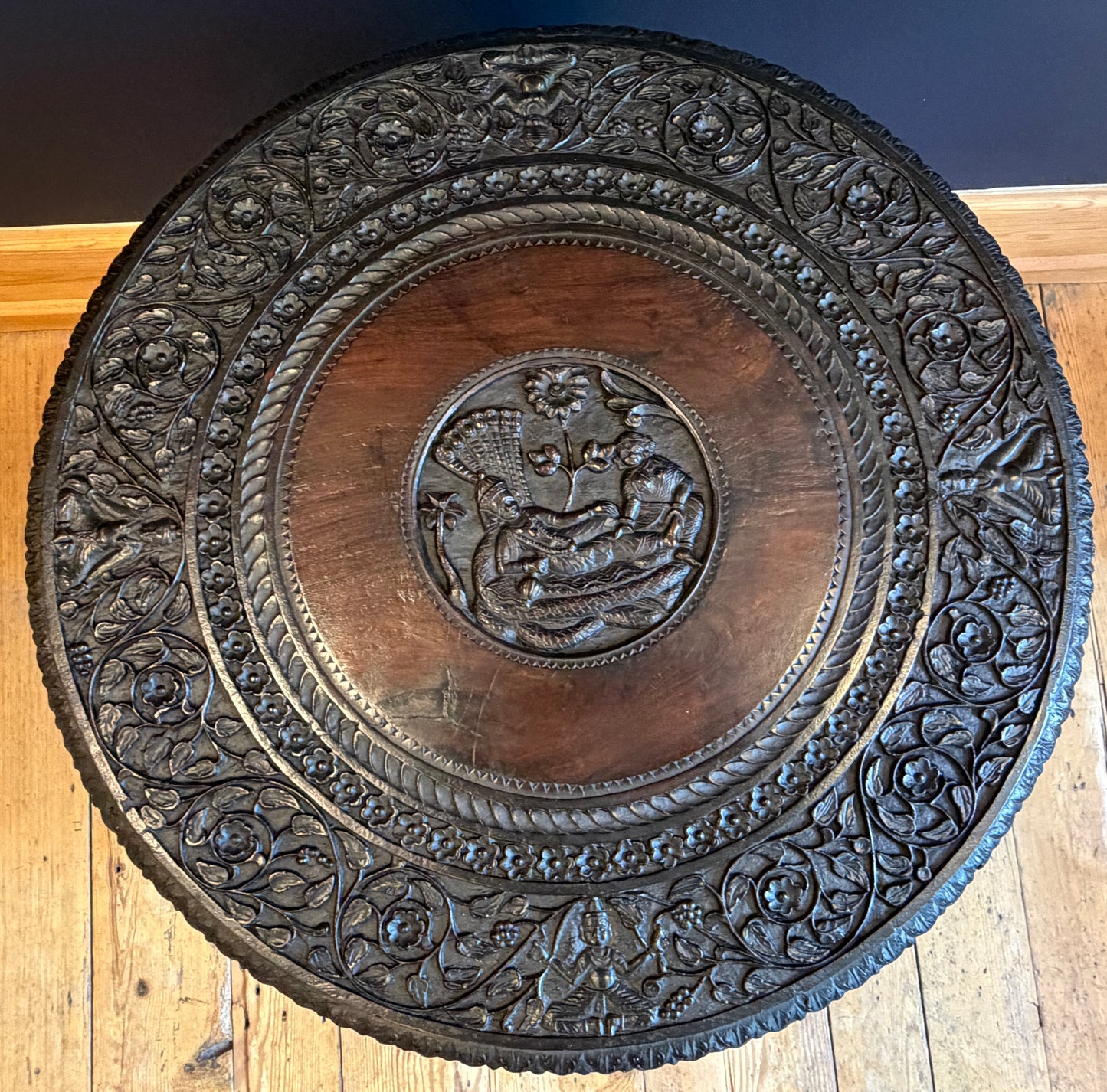 Stunning Antique Carved Anglo Indian Carved Elephant Centre / Coffee Table c1890