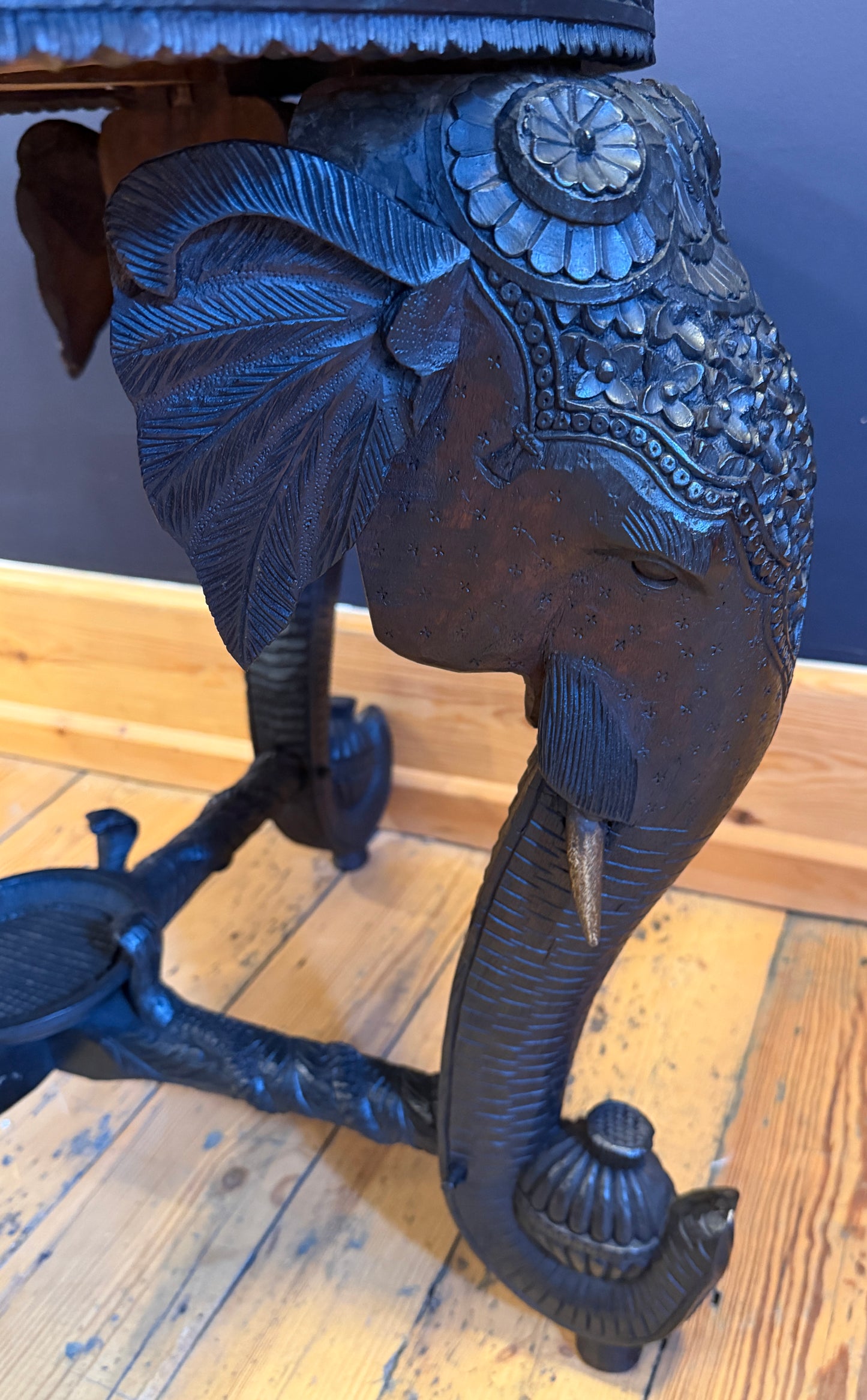 Stunning Antique Carved Anglo Indian Carved Elephant Centre / Coffee Table c1890