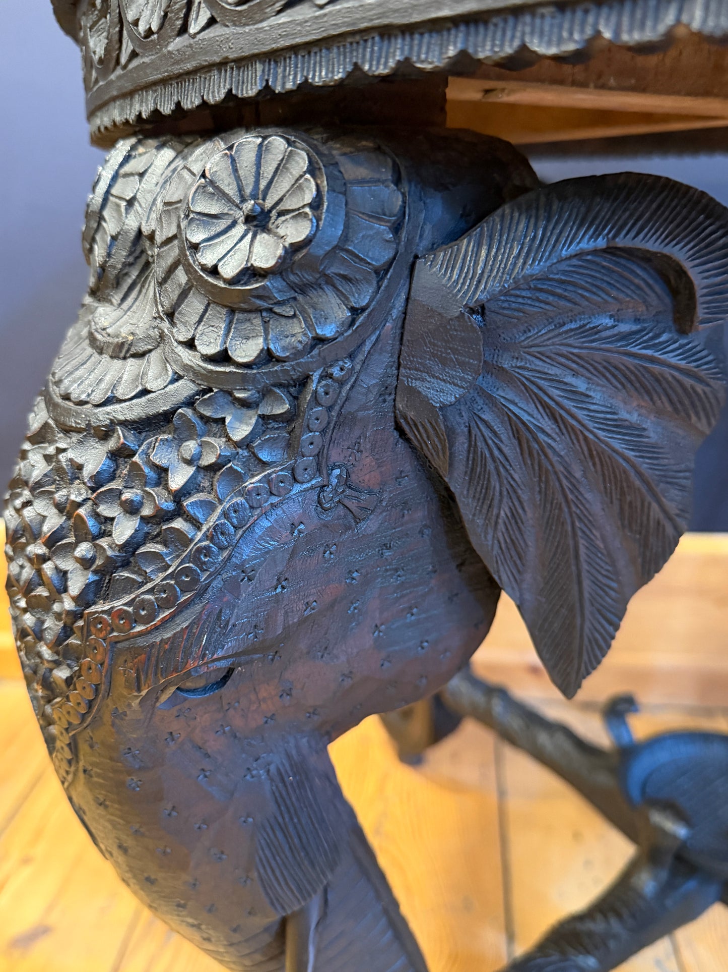 Stunning Antique Carved Anglo Indian Carved Elephant Centre / Coffee Table c1890